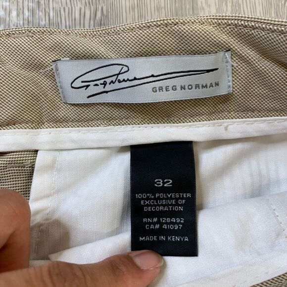 Greg Norman Shorts Mens 32 Khaki Performance Golf Flat Front Chino Slash Pockets - Picture 6 of 11